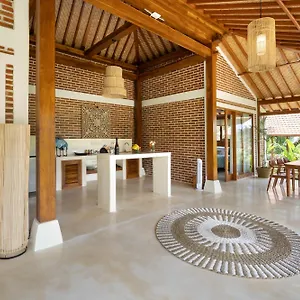 Kampung Uma Dawa And Ubud (Bali)